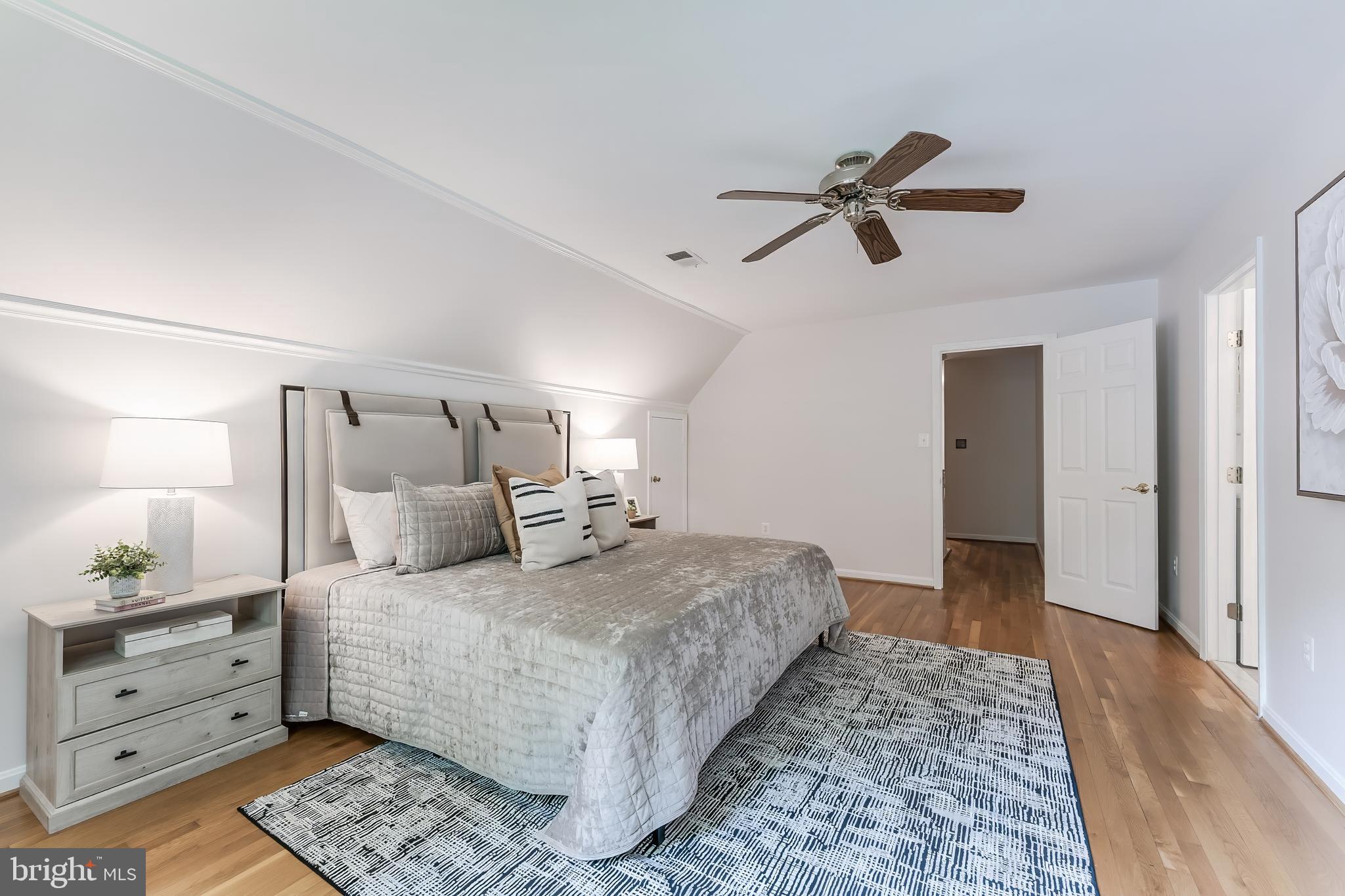 11488 Bingham Terrace Reston, VA 20191 - Photo 39 of 59 Primary bedroom