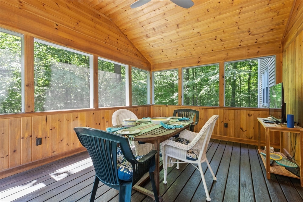 36 Country Lane Princeton, MA 01541 - Photo 20 of 42