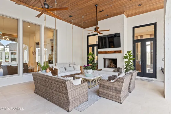 $3,650,000 | 101 Rio Ridge Road, Lafayette, LA 70508