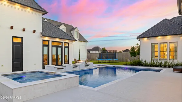 $3,650,000 | 101 Rio Ridge Road, Lafayette, LA 70508