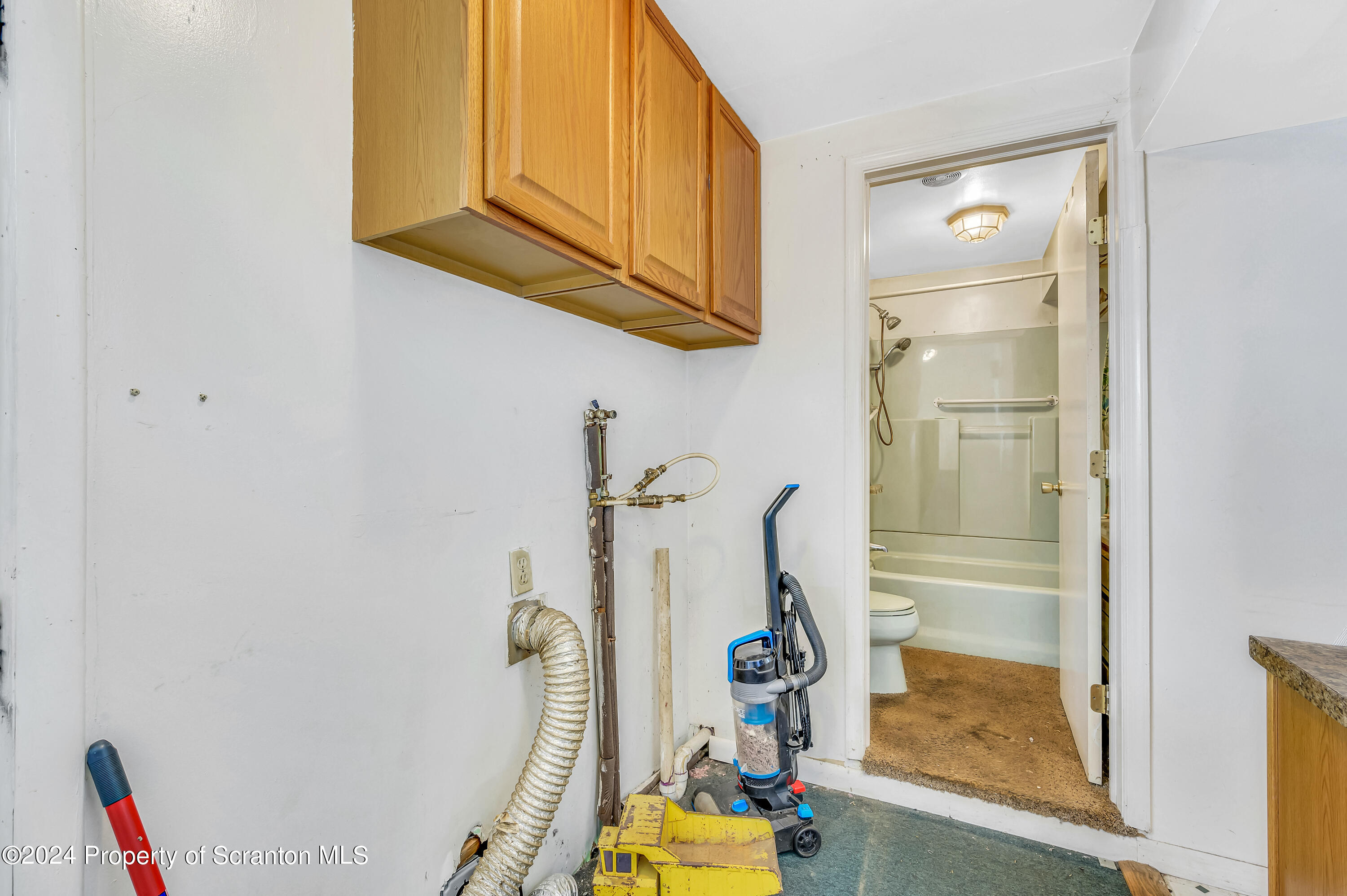 313 South Sherman Avenue Scranton, PA 18504 - Photo 9 of 26 Gallery Image 9