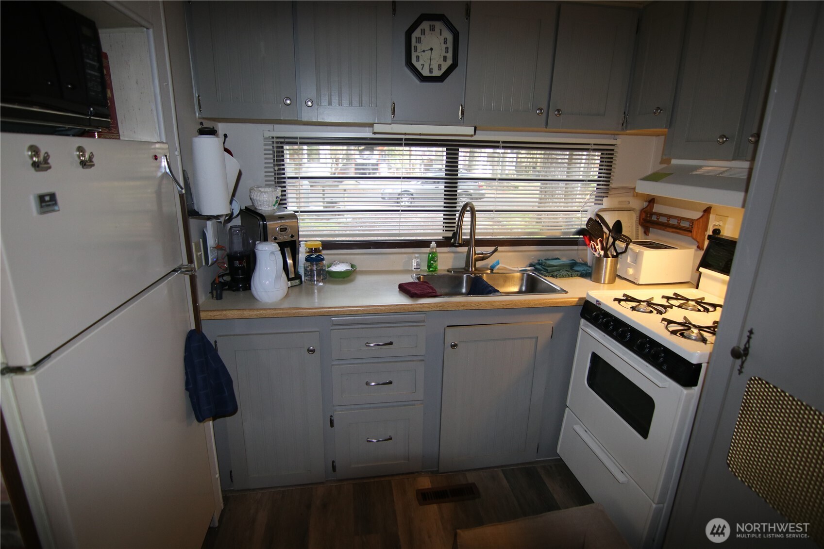 178-4 Christmas Tree Circle Maple Falls, WA 98266 - Photo 8 of 14