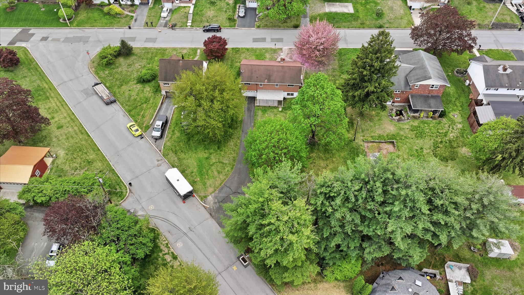 904 Crestview Avenue Reading, PA 19607 - Photo 11 of 43 Aerial