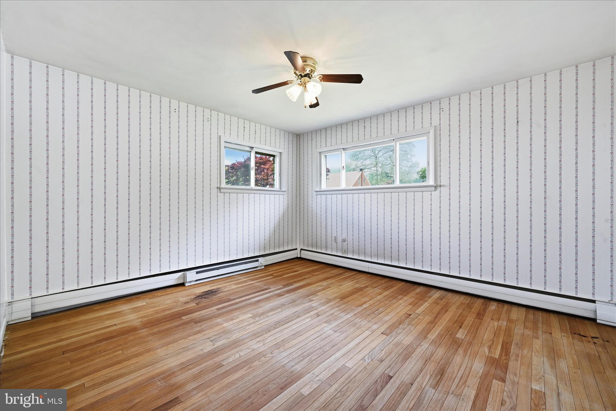 904 Crestview Avenue Reading, PA 19607 - Photo 24 of 43 Bedroom