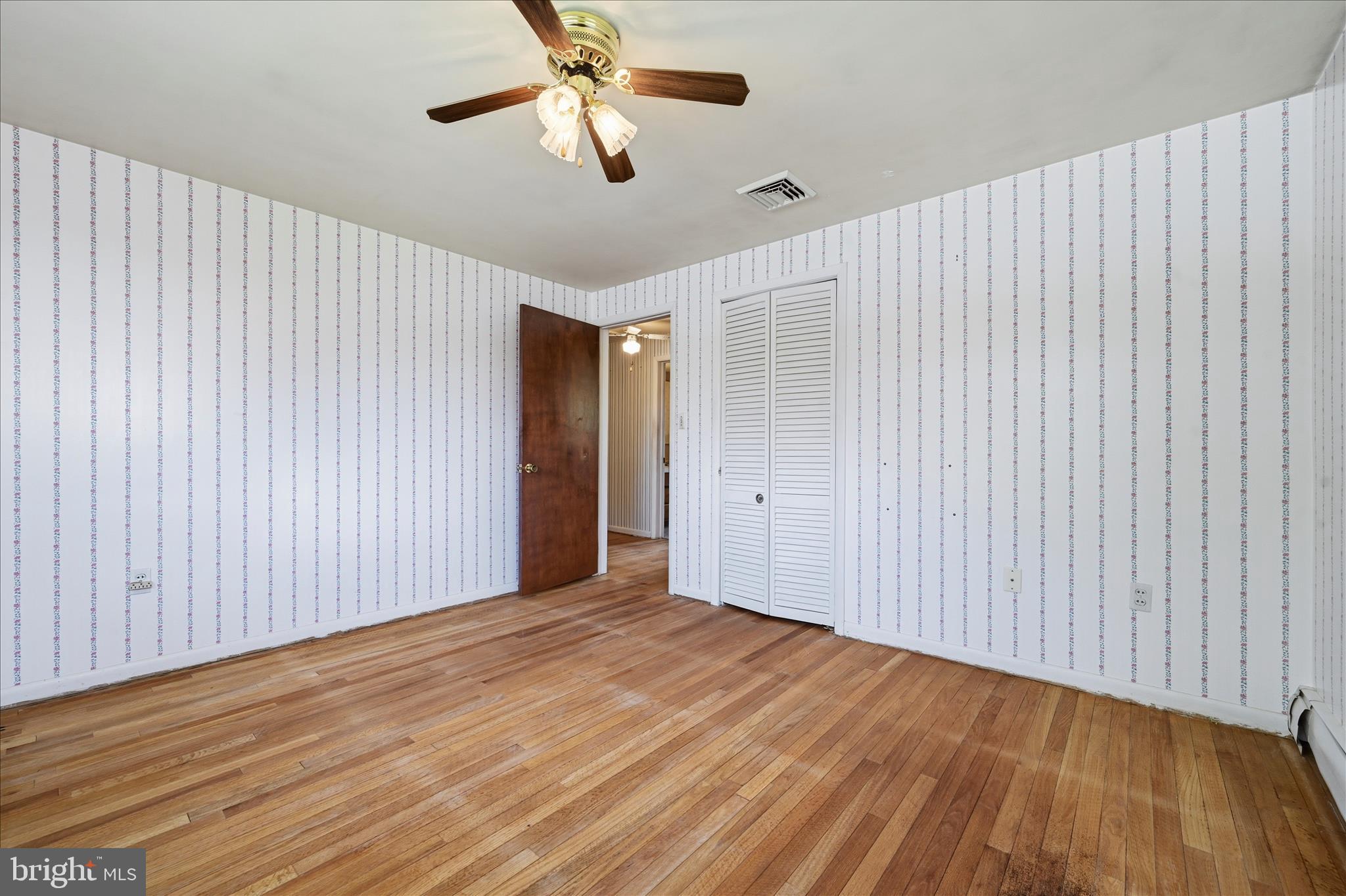 904 Crestview Avenue Reading, PA 19607 - Photo 25 of 43 Bedroom