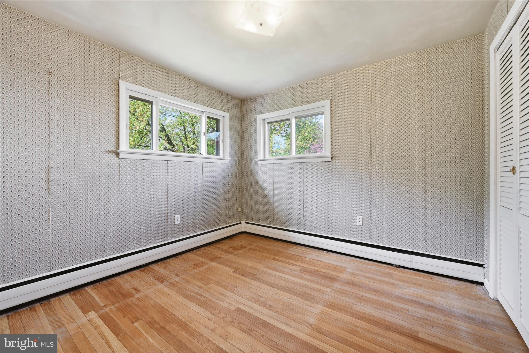 904 Crestview Avenue Reading, PA 19607 - Photo 26 of 43 Bedroom