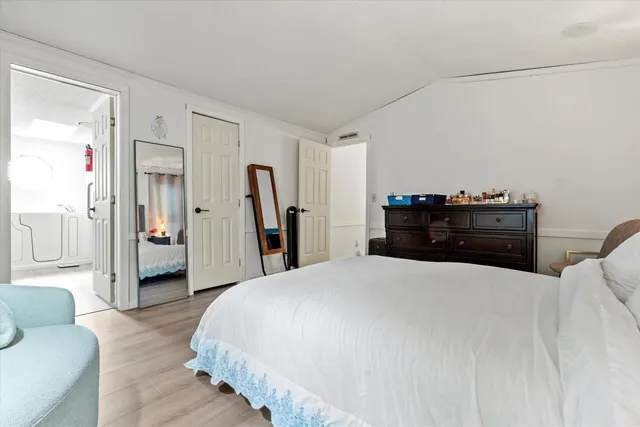 $250,000 | 1 Longwood Lane, Merrimack, NH 03054