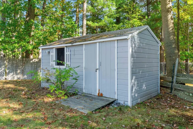 $250,000 | 1 Longwood Lane, Merrimack, NH 03054