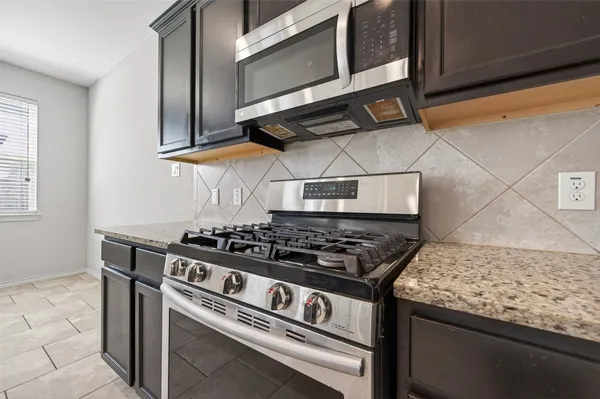 $2,500 | 1326 Seagler Pond Lane, Houston, TX 77073