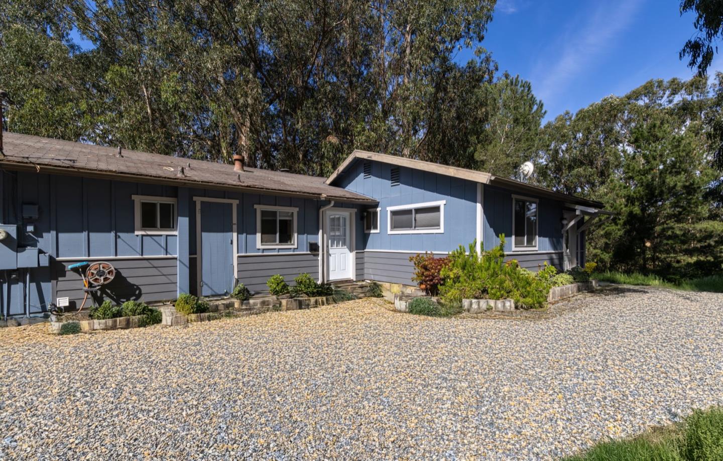 14440 Ridgecrest Road Watsonville, CA 95076 - Photo 1 of 37 Gallery Image 1