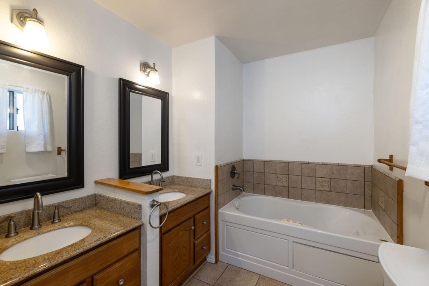 14440 Ridgecrest Road Watsonville, CA 95076 - Photo 16 of 37 Gallery Image 16