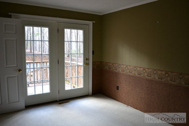 221 Horseshoe Ridge Road East Deep Gap, NC 28618 - Photo 3 of 20