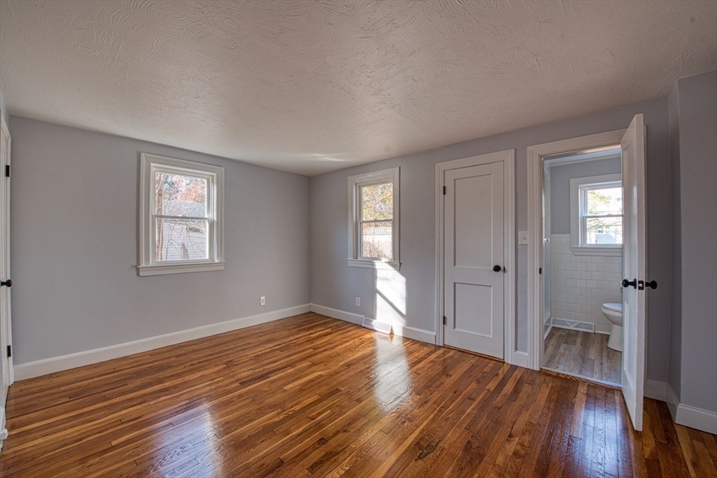 20 Suffolk Road Sharon, MA 02067 - Photo 11 of 24 Gallery Image 11