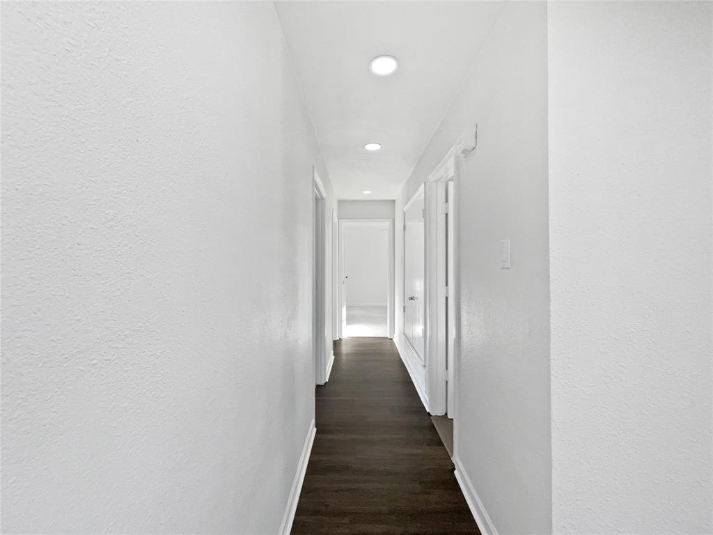 464 West Fulton Street Van Alstyne, TX 75495 - Photo 9 of 19