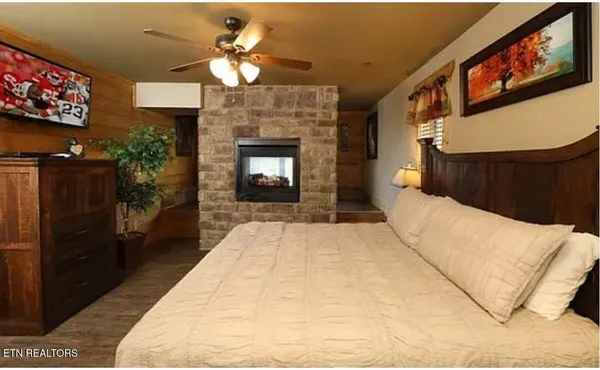 $1,150,000 | 1204 Bianca Way, Gatlinburg, TN 37738