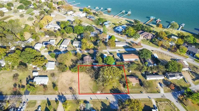 $1,700 | 328 Whispering Trail, Gun Barrel City, TX 75156