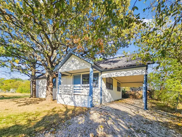 $1,700 | 328 Whispering Trail, Gun Barrel City, TX 75156