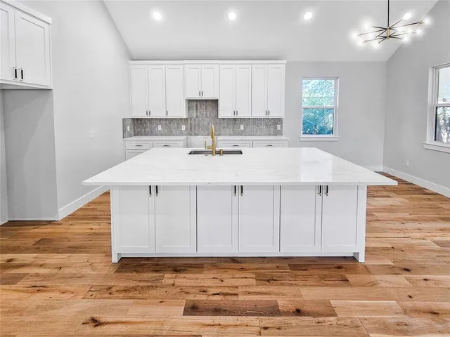 $1,700 | 328 Whispering Trail, Gun Barrel City, TX 75156