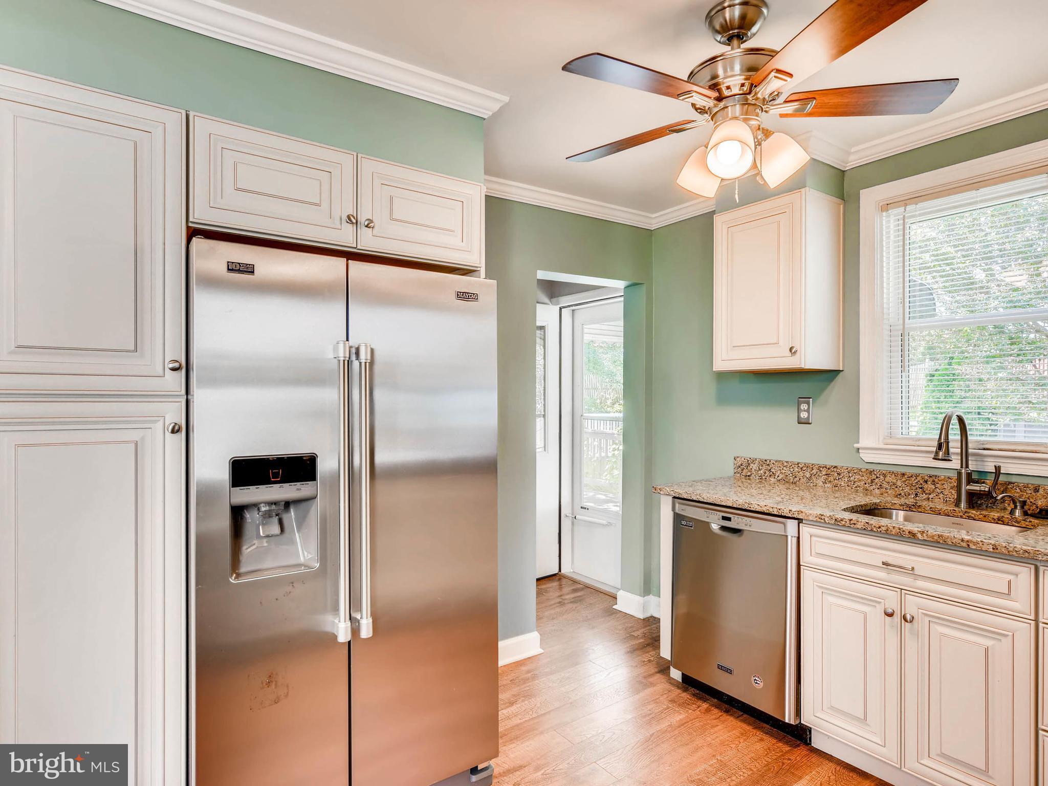 4223 Thorncliff Road Baltimore, MD 21236 - Photo 11 of 27 Kitchen