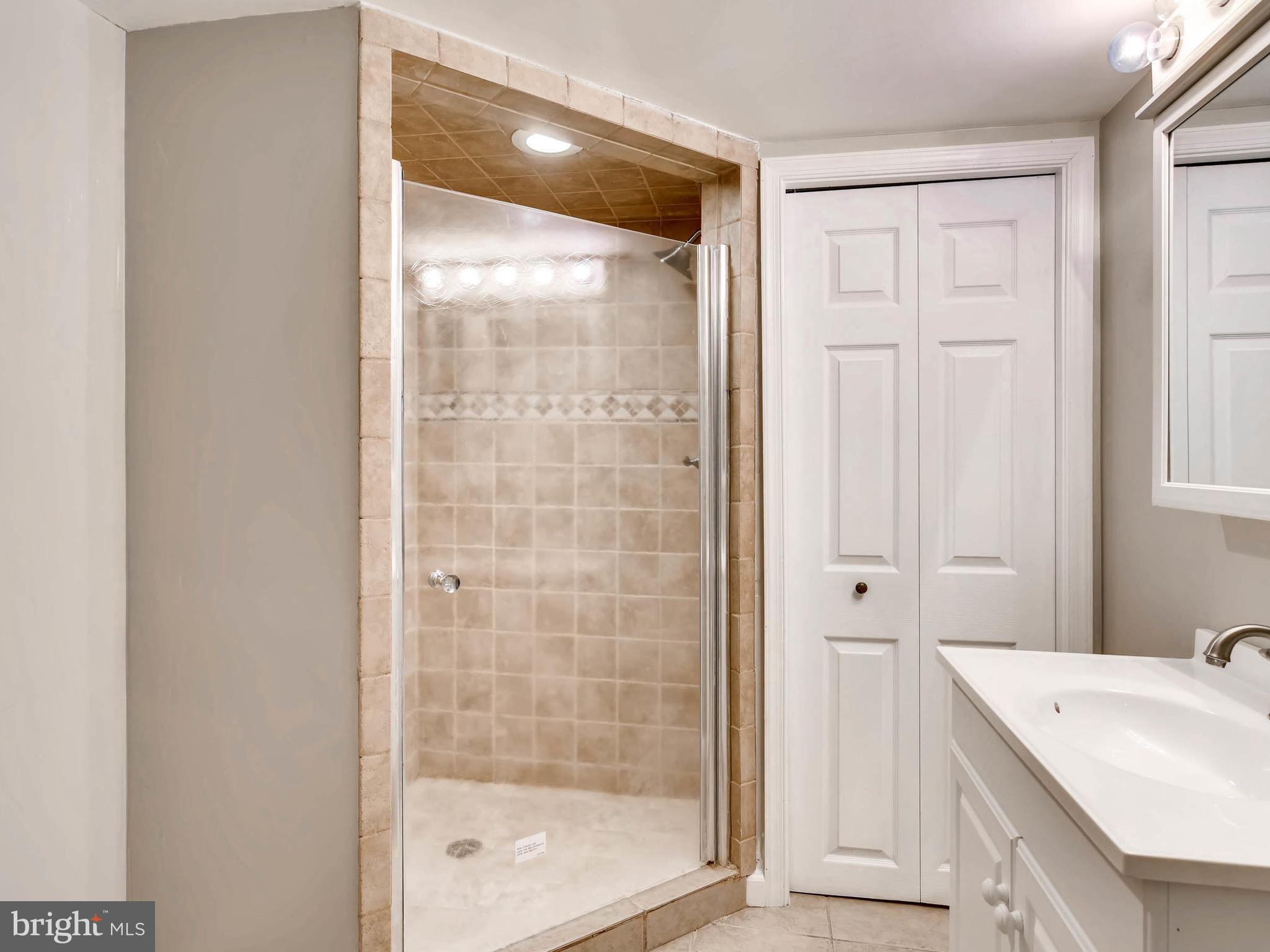 4223 Thorncliff Road Baltimore, MD 21236 - Photo 14 of 27 Basement Bath