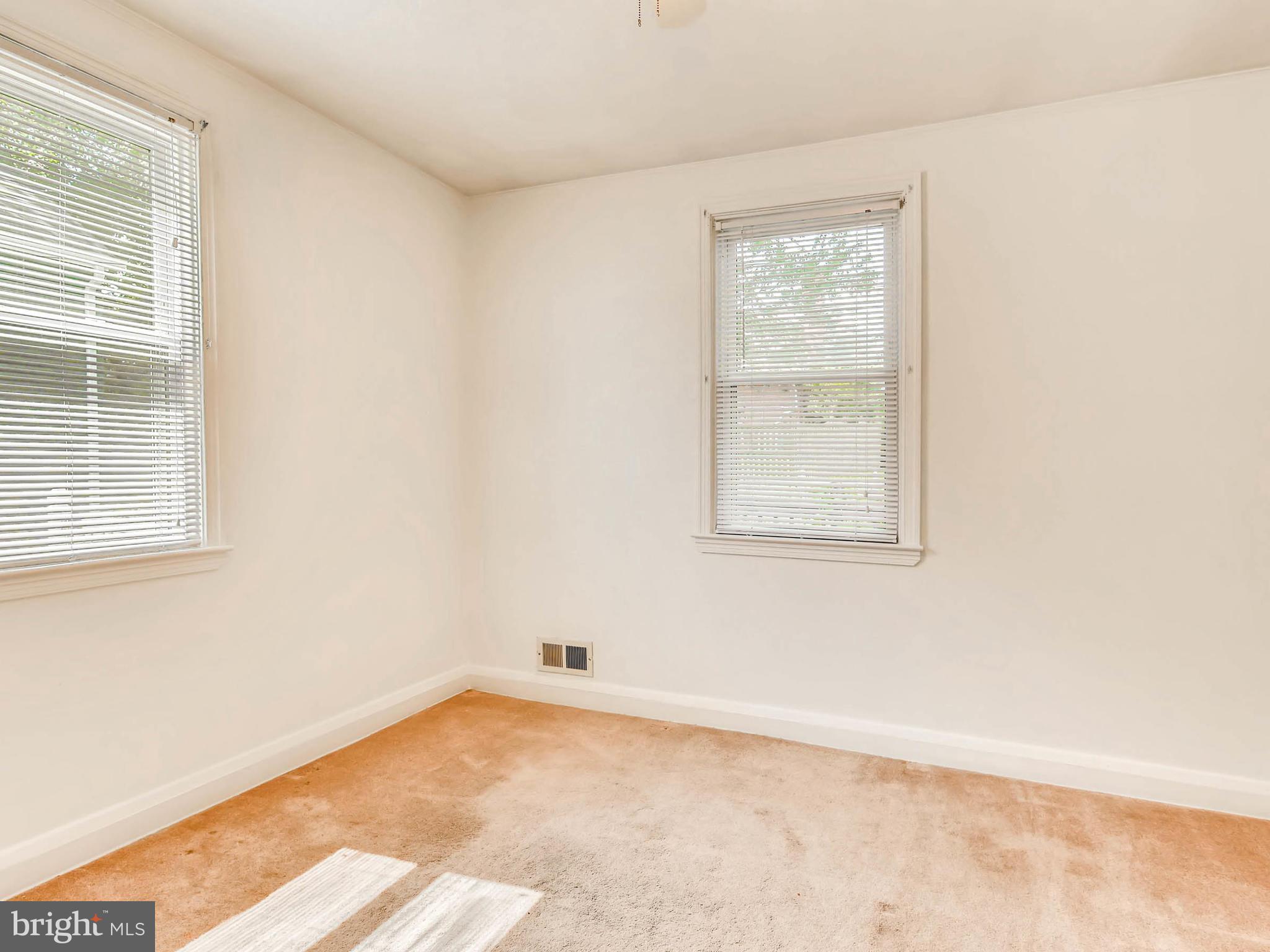 4223 Thorncliff Road Baltimore, MD 21236 - Photo 19 of 27 Bedroom
