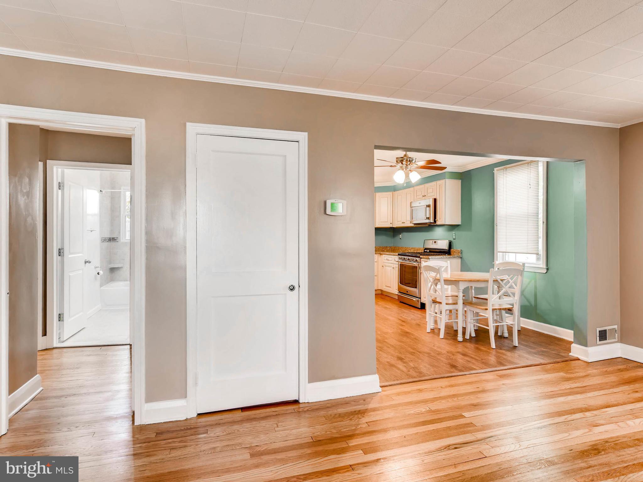 4223 Thorncliff Road Baltimore, MD 21236 - Photo 6 of 27 Interior (General)