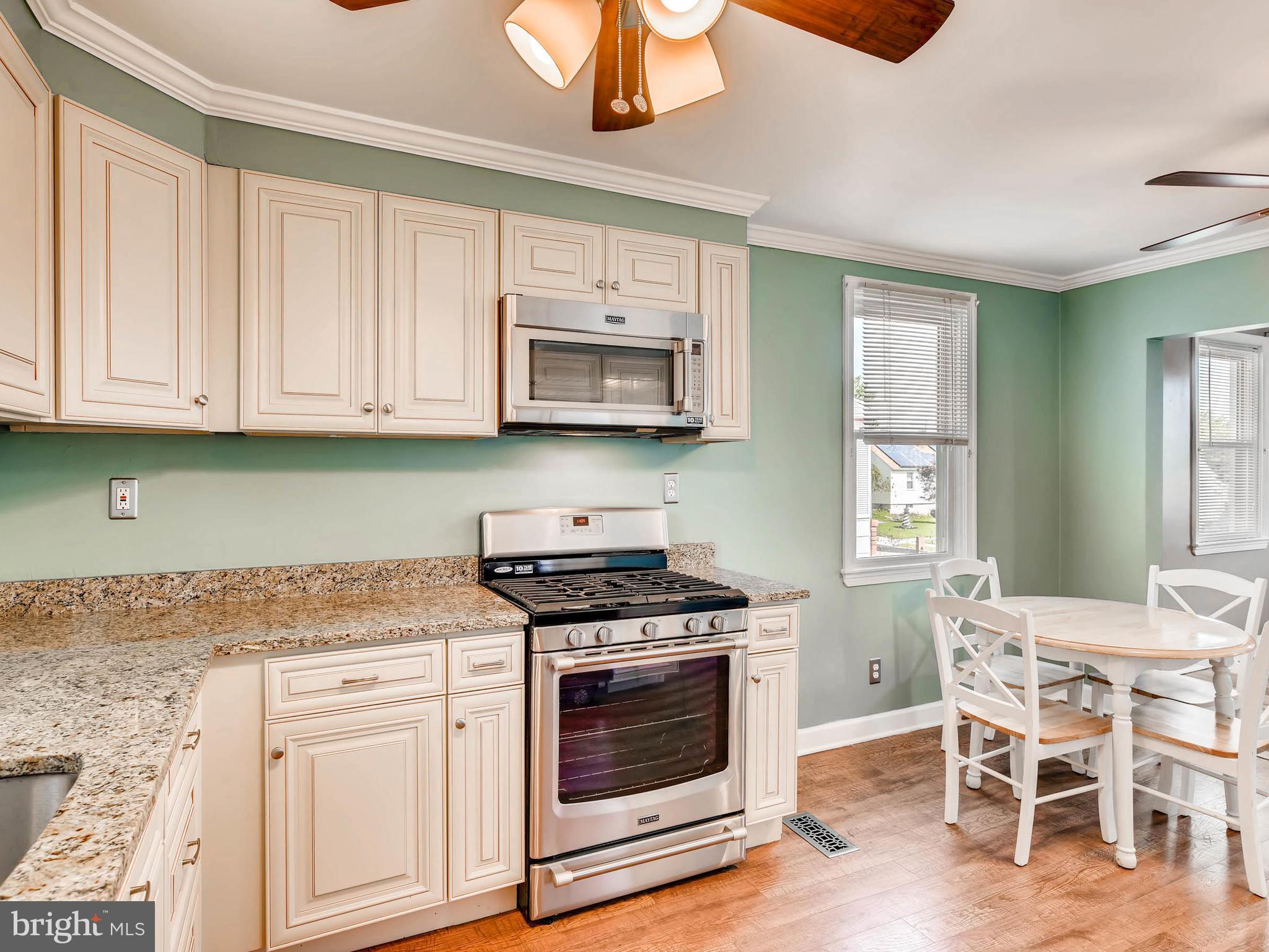 4223 Thorncliff Road Baltimore, MD 21236 - Photo 10 of 27 Kitchen