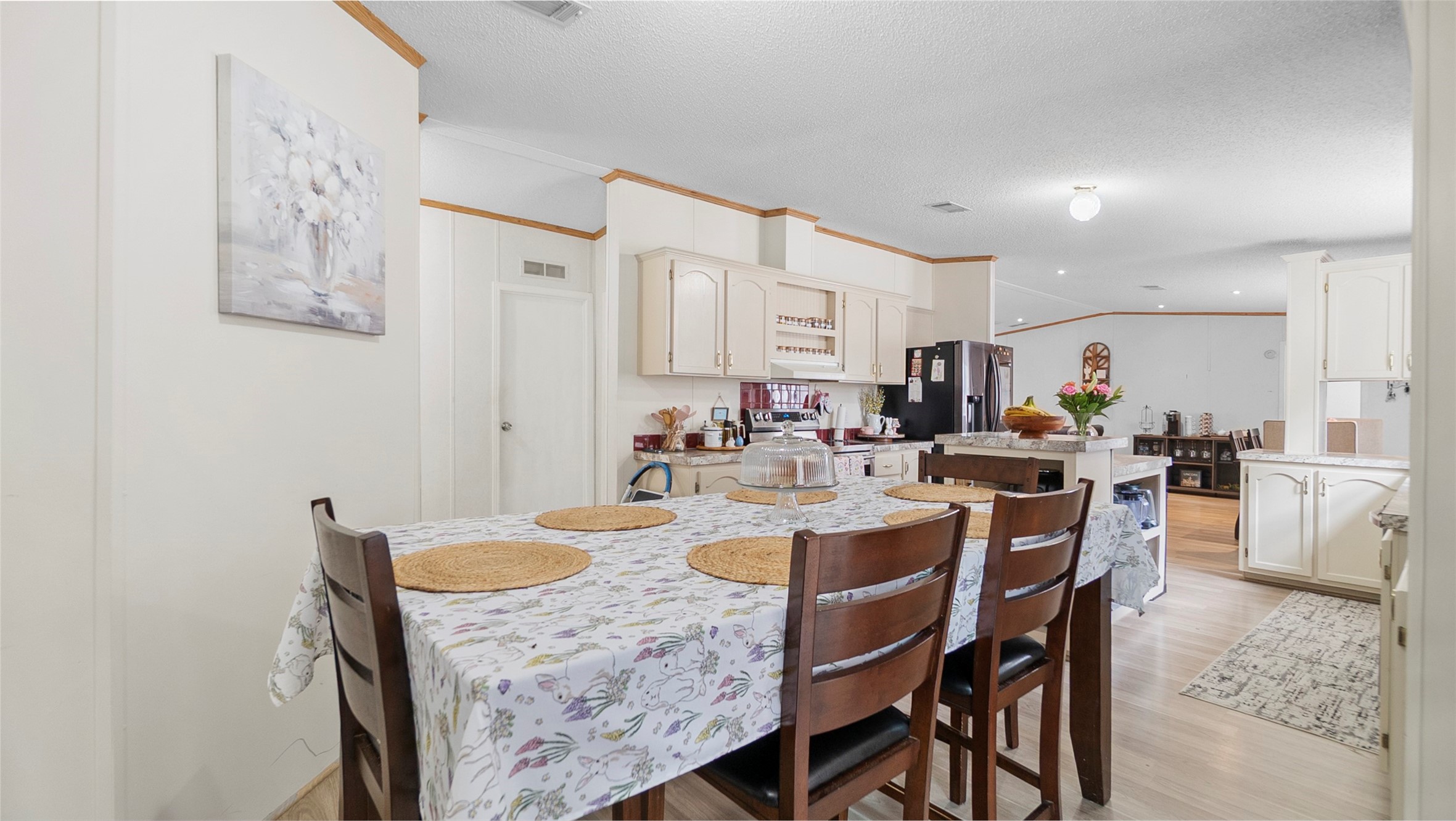 7735 North Walker Road Cleveland, TX 77328 - Photo 21 of 42 a view of a dining room with furniture