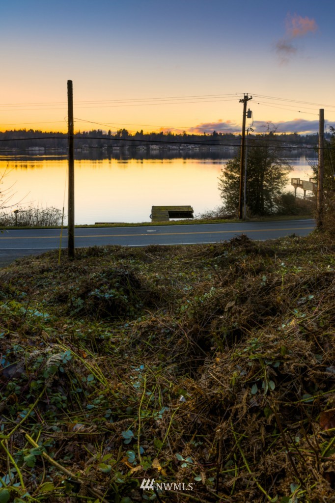 103 South Lake Stevens Road Lake Stevens, WA 98258 - Photo 3 of 9 Gallery Image 3