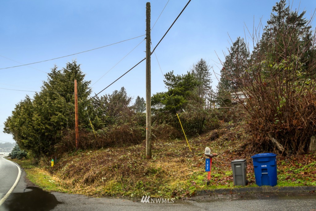 103 South Lake Stevens Road Lake Stevens, WA 98258 - Photo 7 of 9 Gallery Image 7