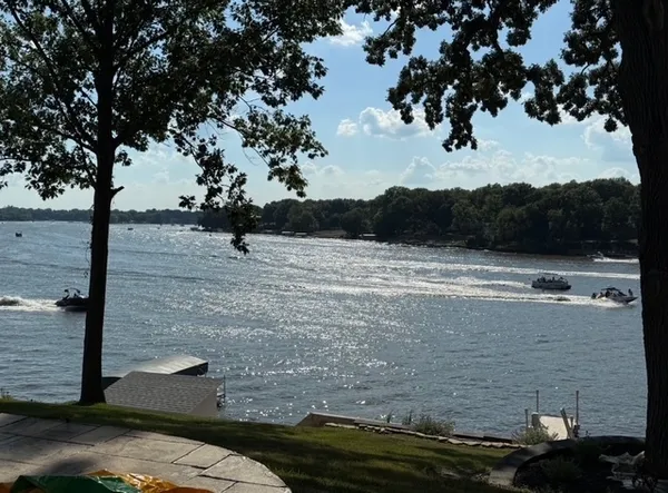 $820,000 | 1590 Lake Holiday Drive, Lake Holiday, IL 60548