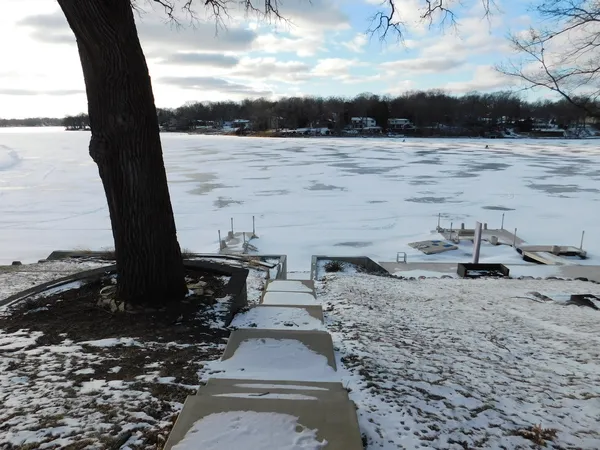 $820,000 | 1590 Lake Holiday Drive, Lake Holiday, IL 60548