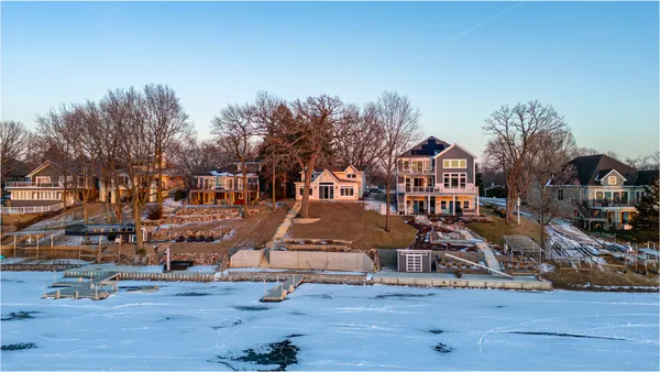 $820,000 | 1590 Lake Holiday Drive, Lake Holiday, IL 60548