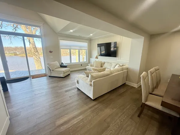 $820,000 | 1590 Lake Holiday Drive, Lake Holiday, IL 60548