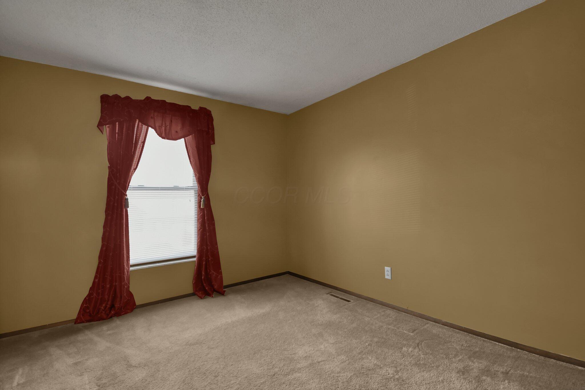 1607 McNaughten Road Columbus, OH 43232 - Photo 22 of 38 24-web-or-mls-1607-mcnaughten-rd