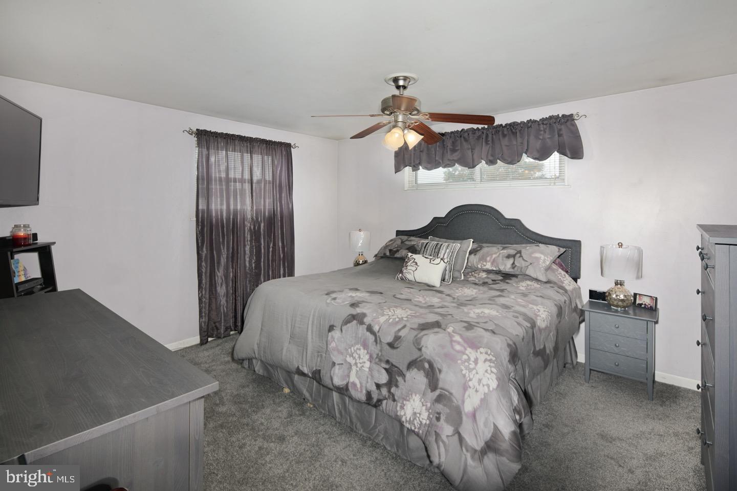 3115 Derry Road Philadelphia, PA 19154 - Photo 17 of 27 Gallery Image 17
