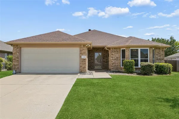 $260,000 | 1119 Wolverine Lane, Greenville, TX 75402