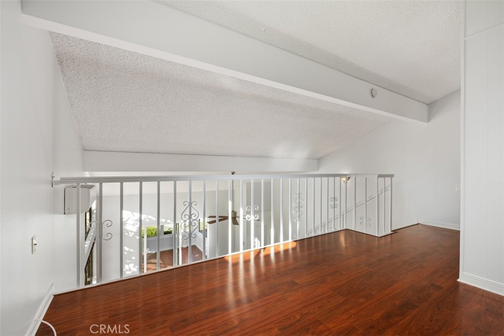 842 Ronda Sevilla, Unit B Laguna Woods, CA 92637 - Photo 10 of 27 Loft