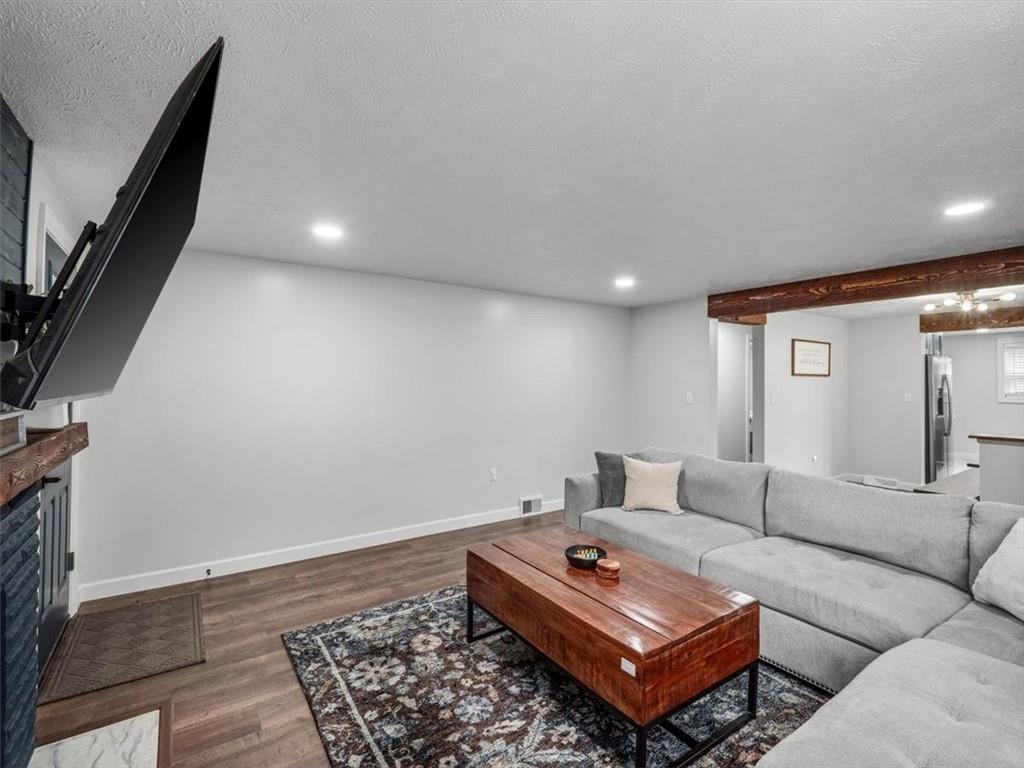 1578 Old Brodhead Road Monaca, PA 15061 - Photo 25 of 39 Gallery Image 25