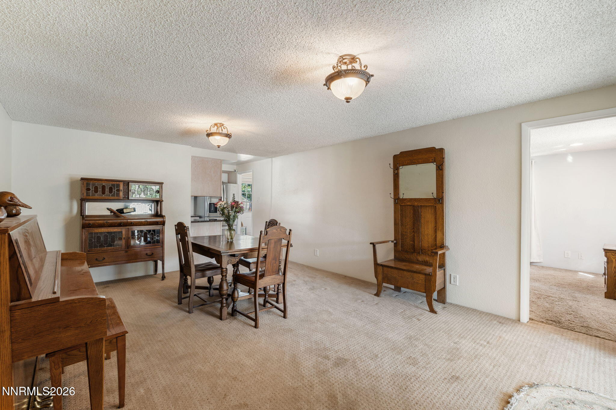 3305 Idlewild Drive Reno, NV 89509 - Photo 9 of 39 19-web-or-mls-DSC00617