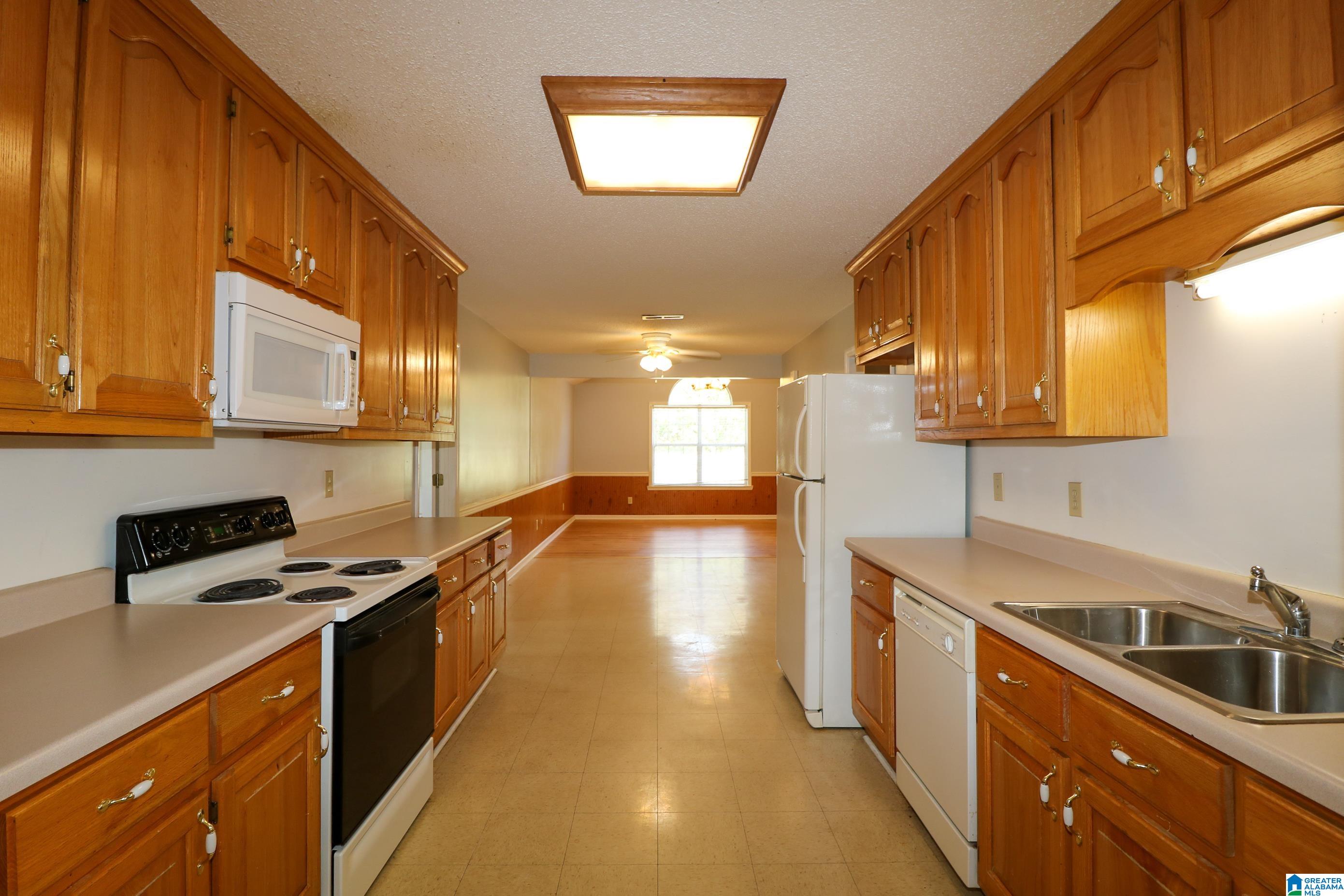 905 Truss Ferry Road Pell City, AL 35128 - Photo 8 of 22