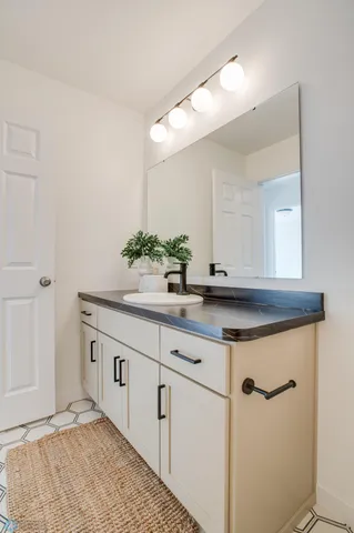 $399,900 | 6163 Martin Lane West, West Fargo, ND 58078