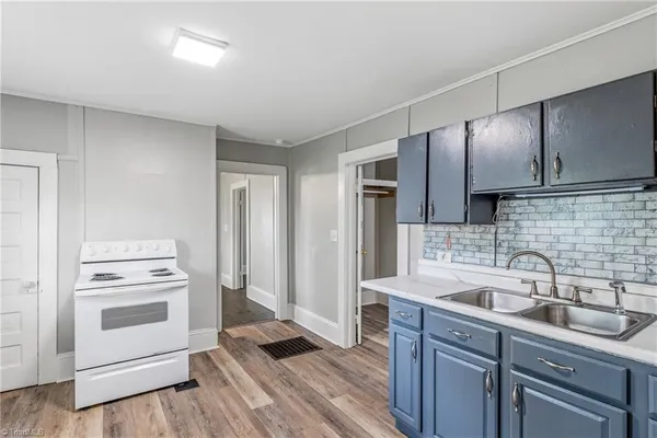 $1,200 | 507 Law Street, Greensboro, NC 27401