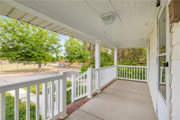 $1,200 | 507 Law Street, Greensboro, NC 27401