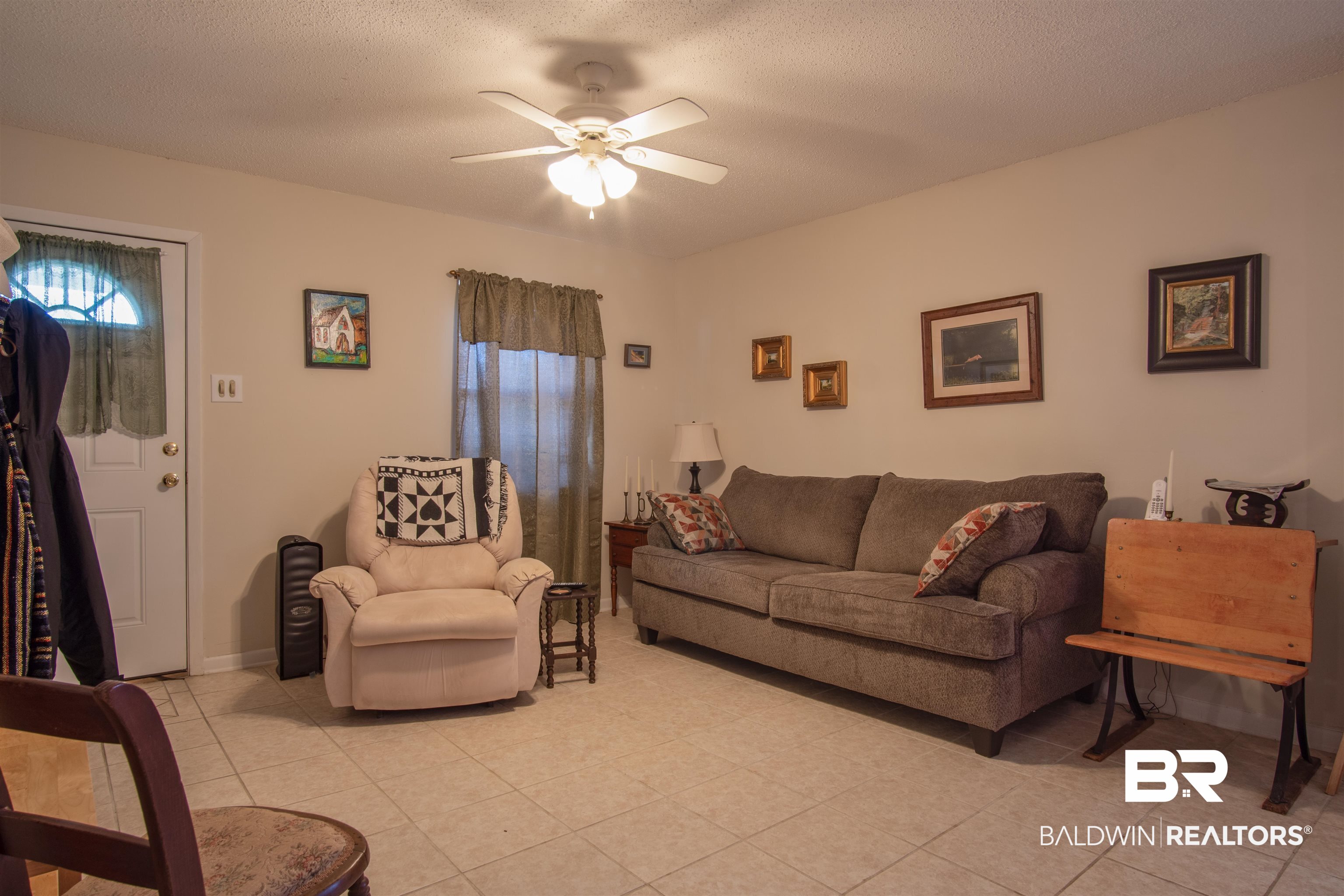 308 East Myrtle Avenue Foley, AL 36535 - Photo 4 of 29