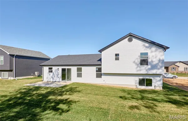 $309,900 | 28719 Woodland Heights Drive, Warrenton, MO 63383