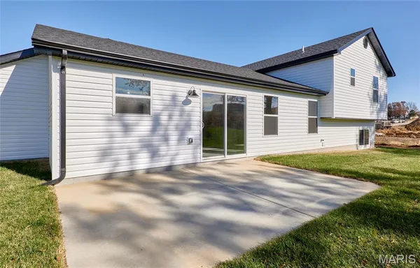 $309,900 | 28719 Woodland Heights Drive, Warrenton, MO 63383