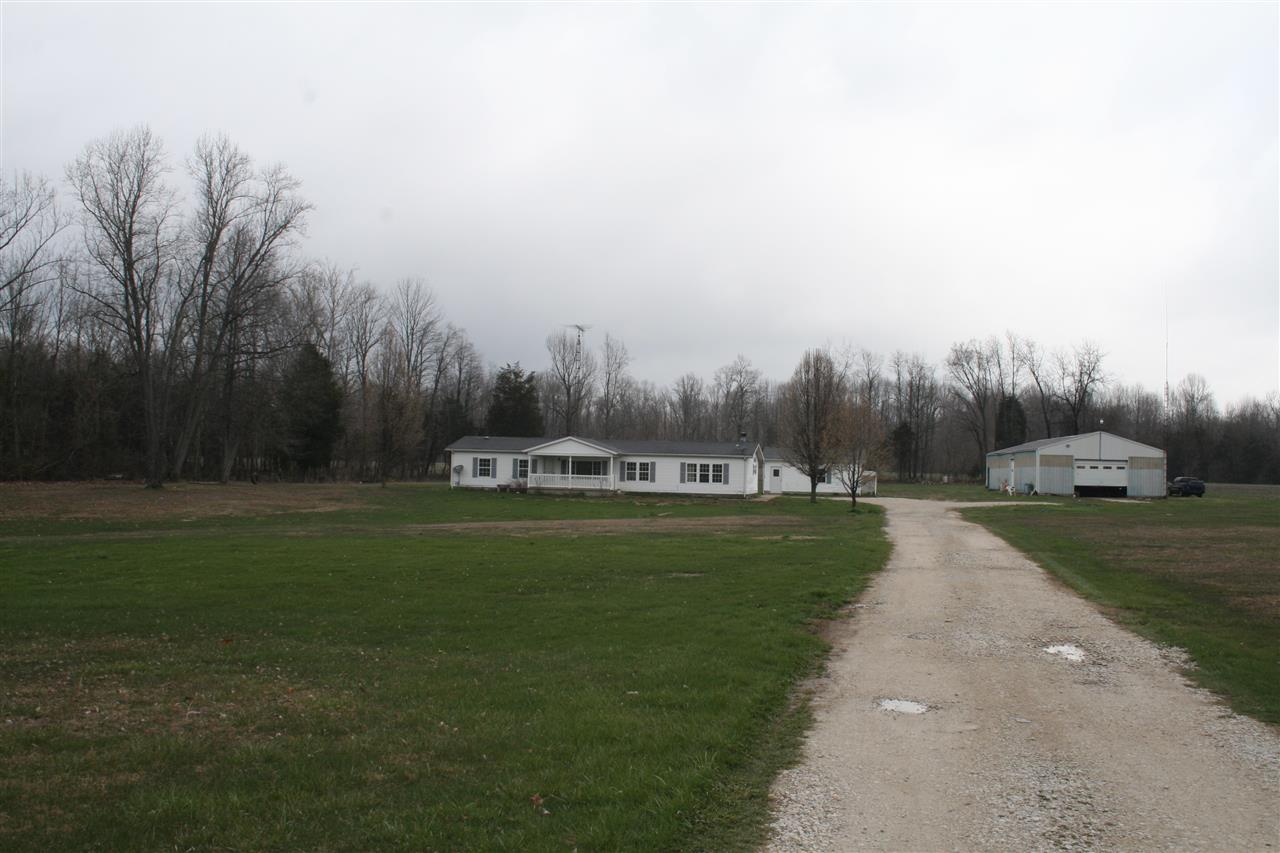 225 Standish Steel Road Bedford, IN 47421 - Photo 2 of 23 Gallery Image 2
