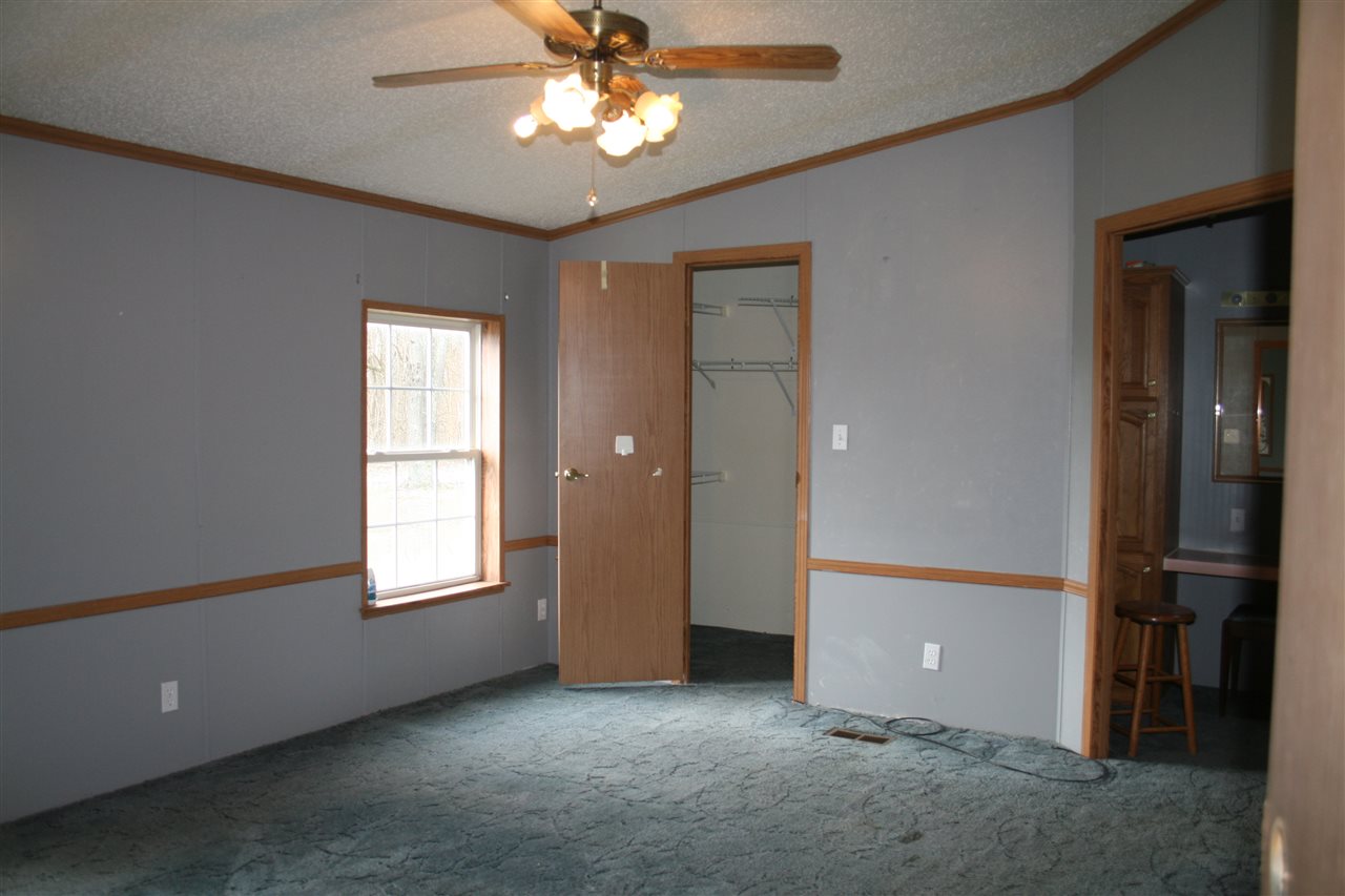 225 Standish Steel Road Bedford, IN 47421 - Photo 12 of 23 Gallery Image 12