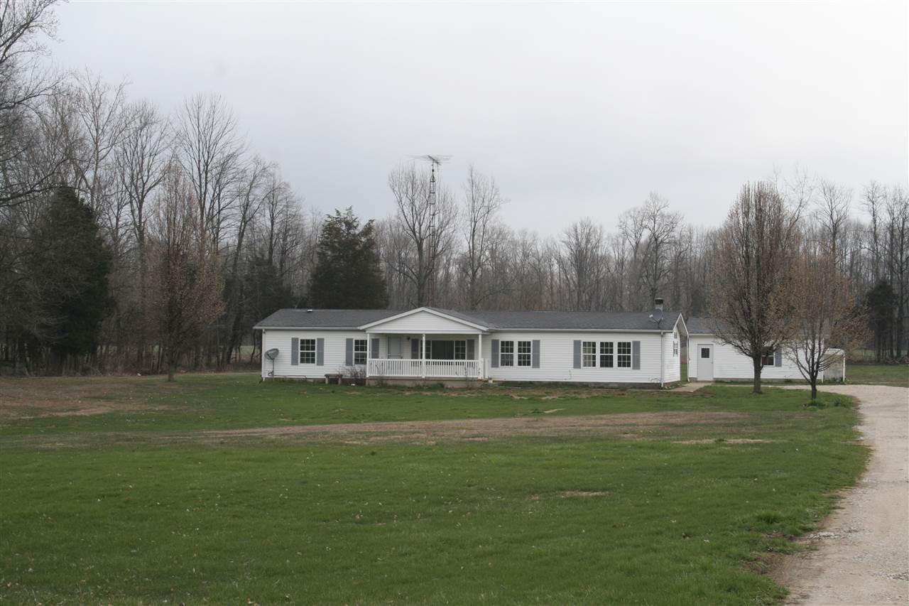 225 Standish Steel Road Bedford, IN 47421 - Photo 3 of 23 Gallery Image 3